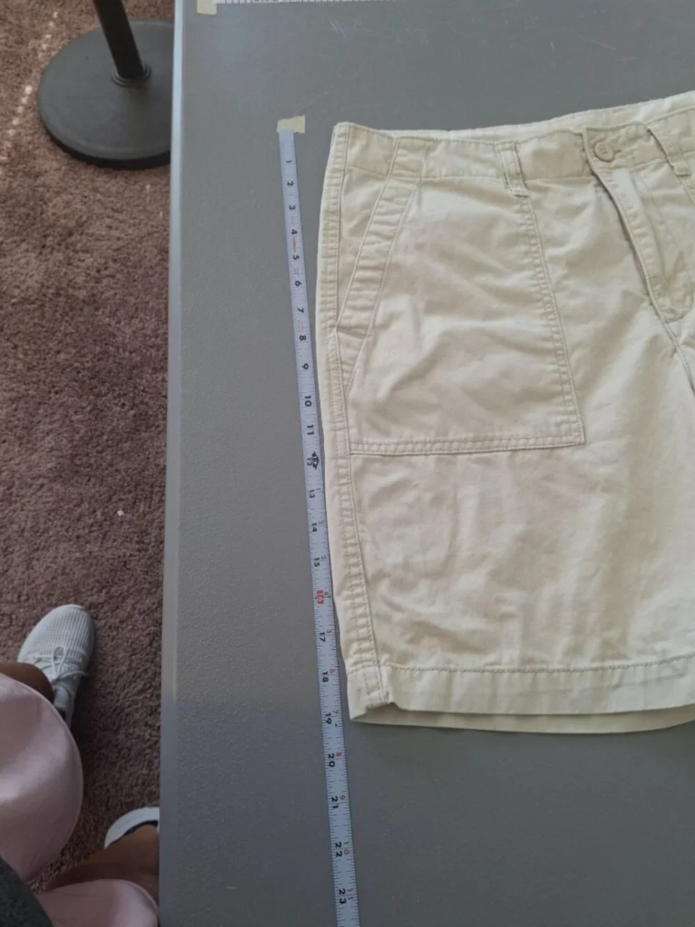 Old Navy Lived In Straight Shorts Mens 34 Beige Cotton Utility Preppy Casual